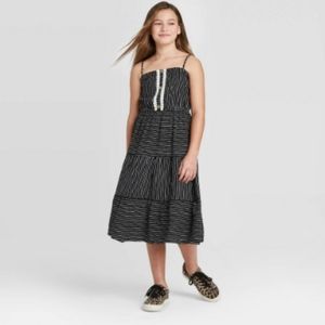 NWT girls button front crochet long dress